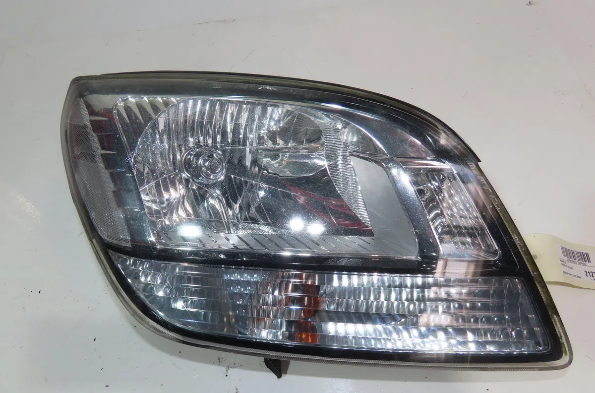 Phare droit Chevrolet ORLANDO (J309) 2.0 d (2011-2015) occasion
