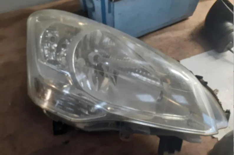 Phare droit CITROEN BERLINGO 2 PHASE 1 occasion
