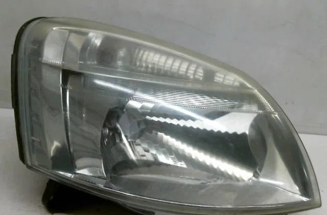 Phare droit Citroën BERLINGO - BERLINGO FIRST Monospace (MF_, GJK_, GFK_) 2.0 hdi 90 (mfrhy) (1999-2005) occasion