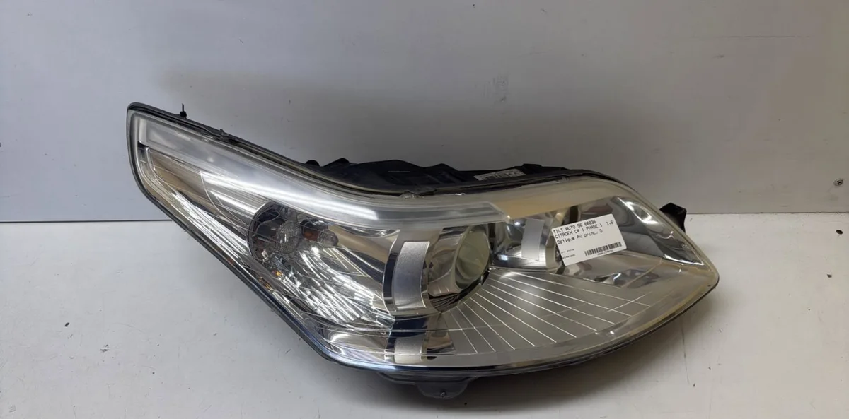 Phare droit Citroen C4 I (LC_) 1.6 16v (2004-2011) 5 portes occasion
