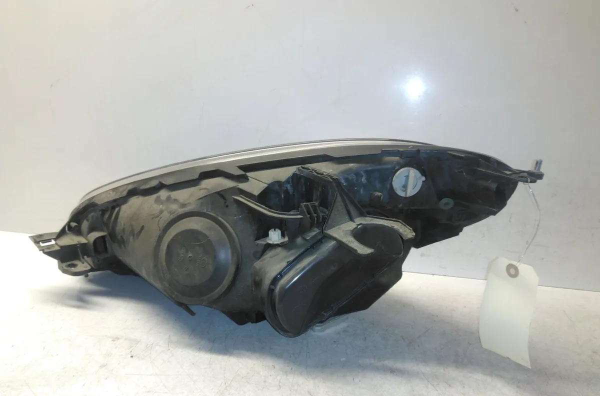 Phare droit CITROEN C4 PICASSO I occasion