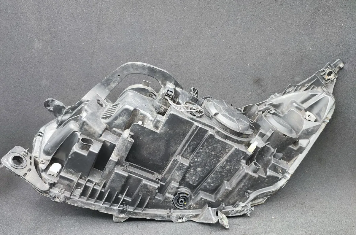 Phare droit CITROEN C5 2 BREAK occasion