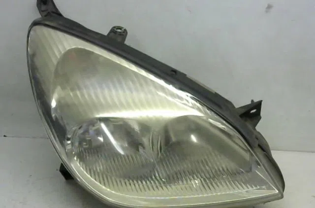 Phare droit Citroën C5 I (DC_) 2.0 16v (dcrfnc, dcrfnf) (2001-2004) occasion
