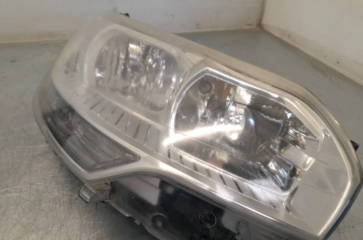 Phare droit CITROEN C5 II  2.0 HDi 140ch occasion