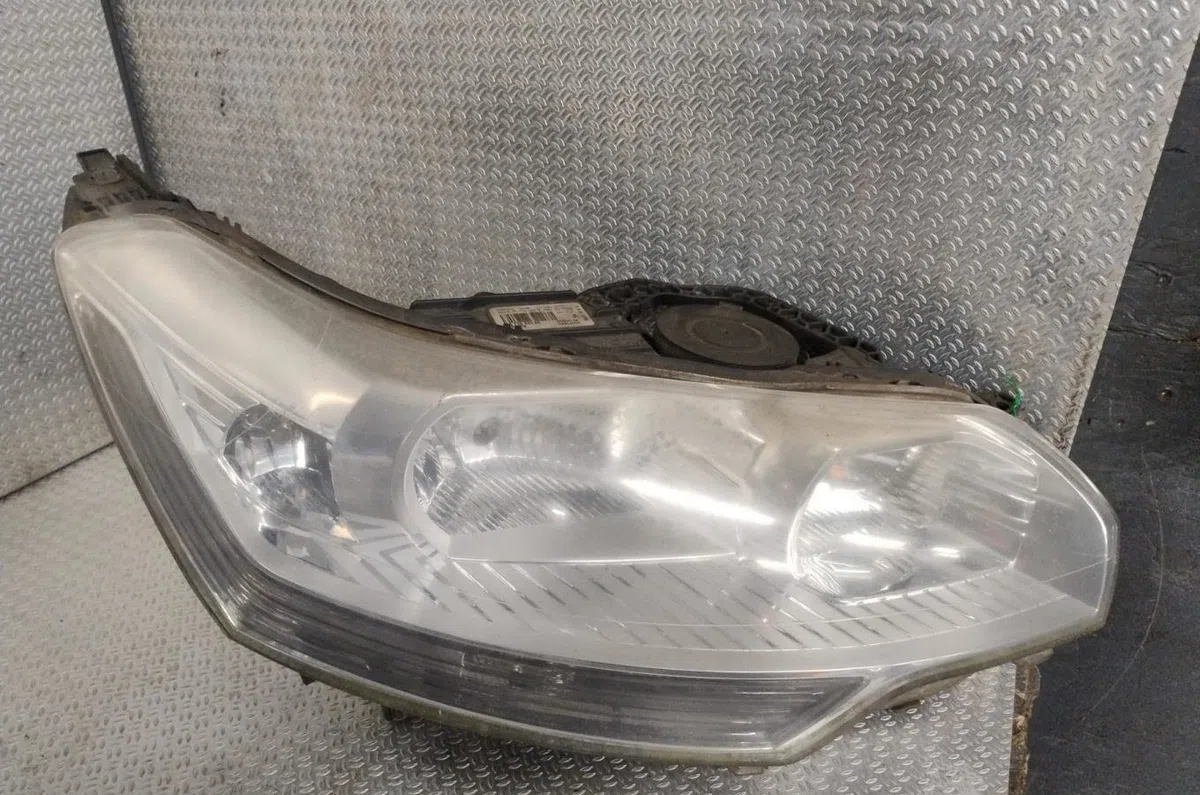 Phare droit Citroen C5 III (RD_) 2.0 hdi 140 (2008) 4 portes occasion