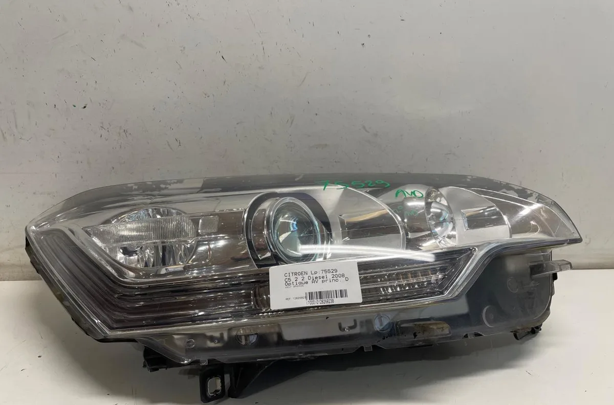 Phare droit Citroen C5 III (RD_) 2.0 hdi (rdrhda) (2008) occasion