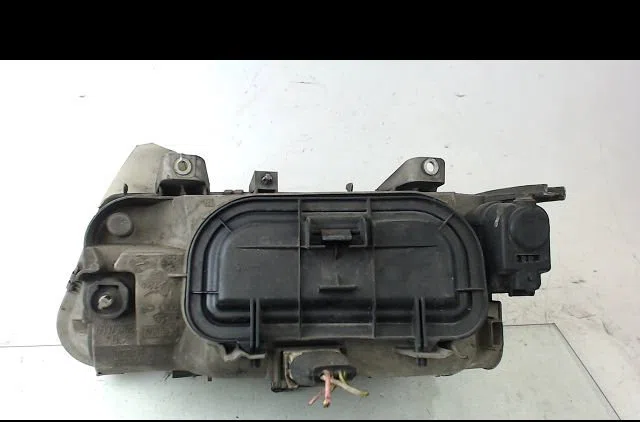 Phare droit Citroën EVASION Monospace (22, U6) 2.0 hdi 16v (1999-2002) 5 portes occasion