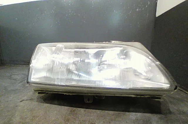 Phare droit Citroën EVASION Monospace (22, U6) 2.0 hdi (1999-2002) occasion