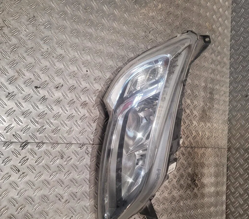 Phare droit Citroen JUMPER Camionnette 2.0 bluehdi 130 (2015-2019) occasion