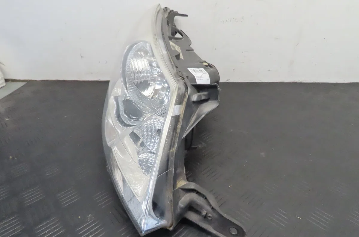 Phare droit Citroën JUMPY Camionnette 2.0 hdi 125 (2011-2016) occasion