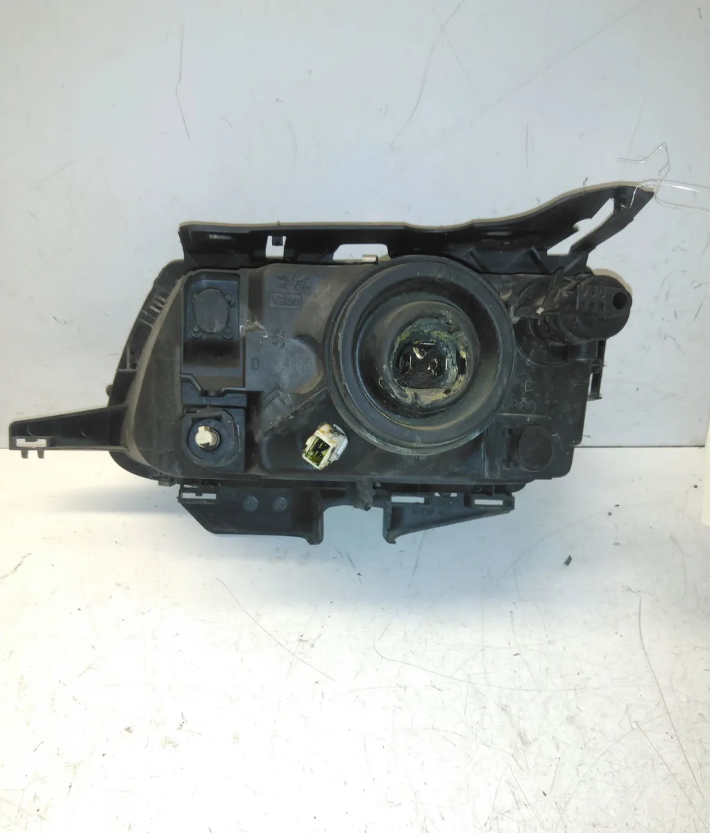 Phare droit Citroen SAXO (S0, S1) 1.4 vts (1996-2003) occasion