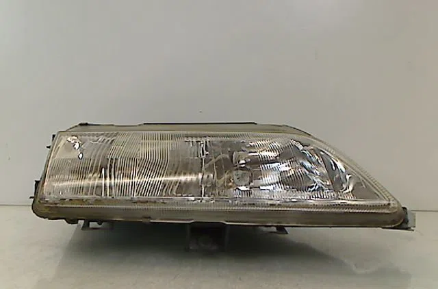Phare droit CITROEN XANTIA 1999 occasion
