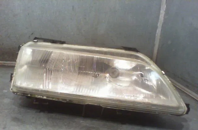 Phare droit CITROEN XANTIA 2000 occasion