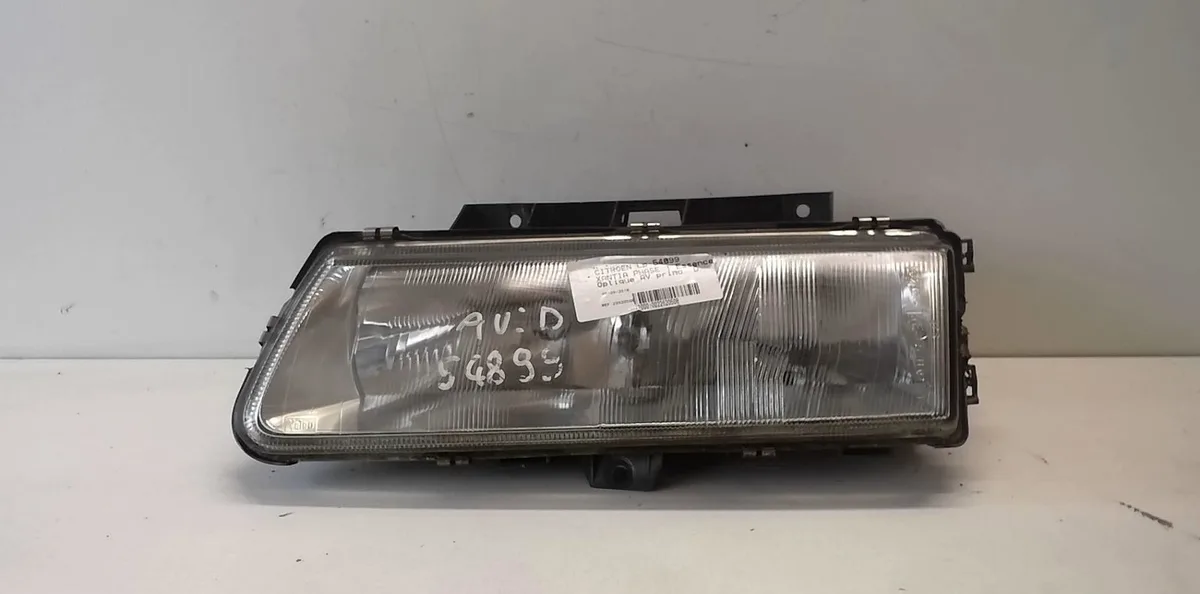 Phare droit Citroen XANTIA (X1_, X2_) 1.8 i 16v (1995-2001) occasion