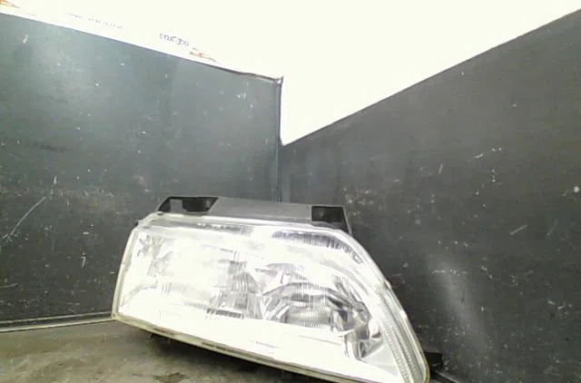 Phare droit Citroën XANTIA (X1_, X2_) 2.0 hdi 109 (1999-2003) occasion