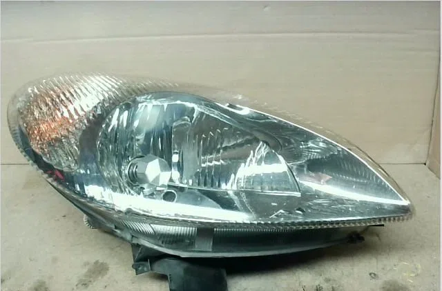 Phare droit CITROEN XSARA 2000 occasion