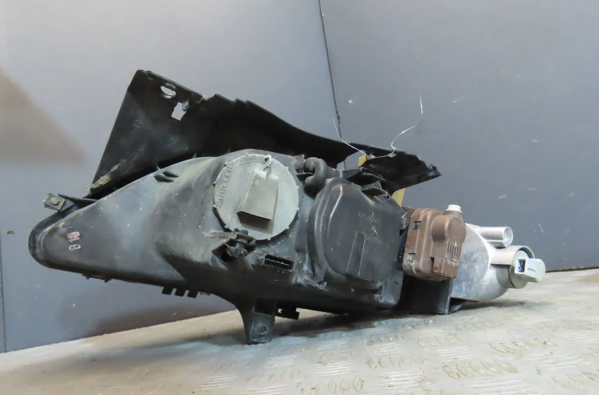 Phare droit Citroen XSARA (N1) 1.9 td (1997-2000) occasion