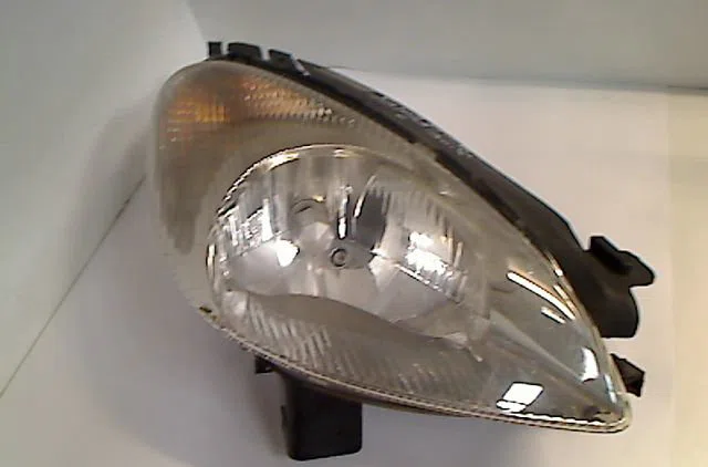 Phare droit CITROEN XSARA PICASSO  2.0 HDi 90ch occasion