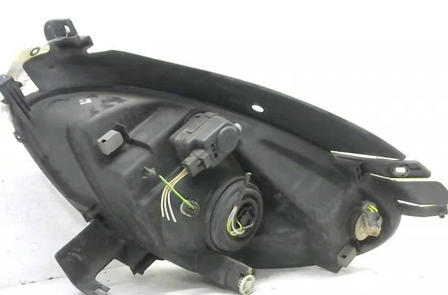 Phare droit Citroën XSARA PICASSO (N68) 1.8 16v (2000-2005) occasion