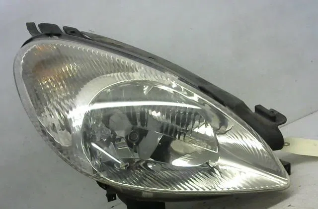 Phare droit Citroën XSARA PICASSO (N68) 1.8 16v (2000-2005) occasion