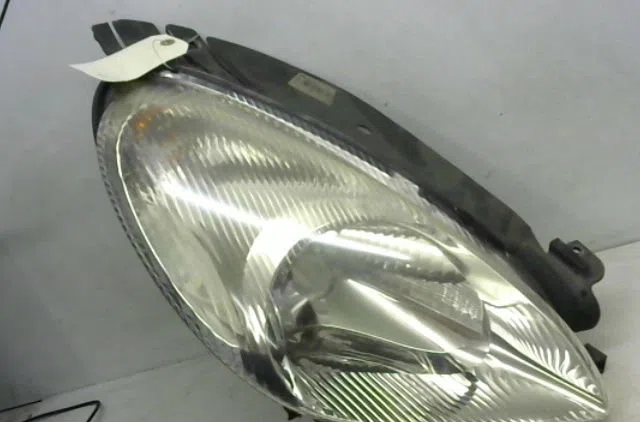 Phare droit Citroën XSARA PICASSO (N68) 1.8 16v (2000-2005) occasion