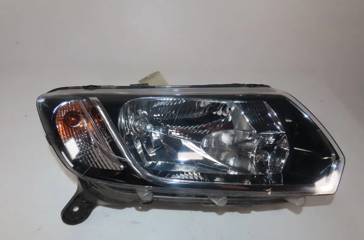 Phare droit Dacia LOGAN II 1.5 dci - blue dci 75 (2012) occasion
