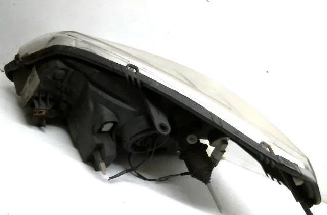 Phare droit Dacia SANDERO 1.4 (bs0c, bs0a, bs0g, bs1f, bs0e) (2008) occasion
