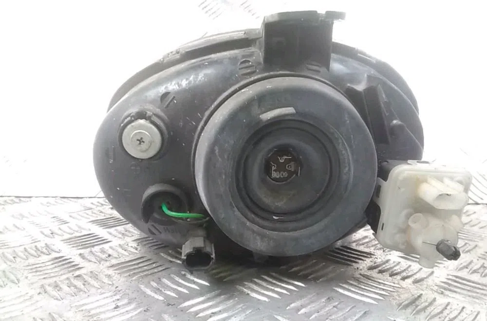 Phare droit DAEWOO MATIZ 2000 occasion