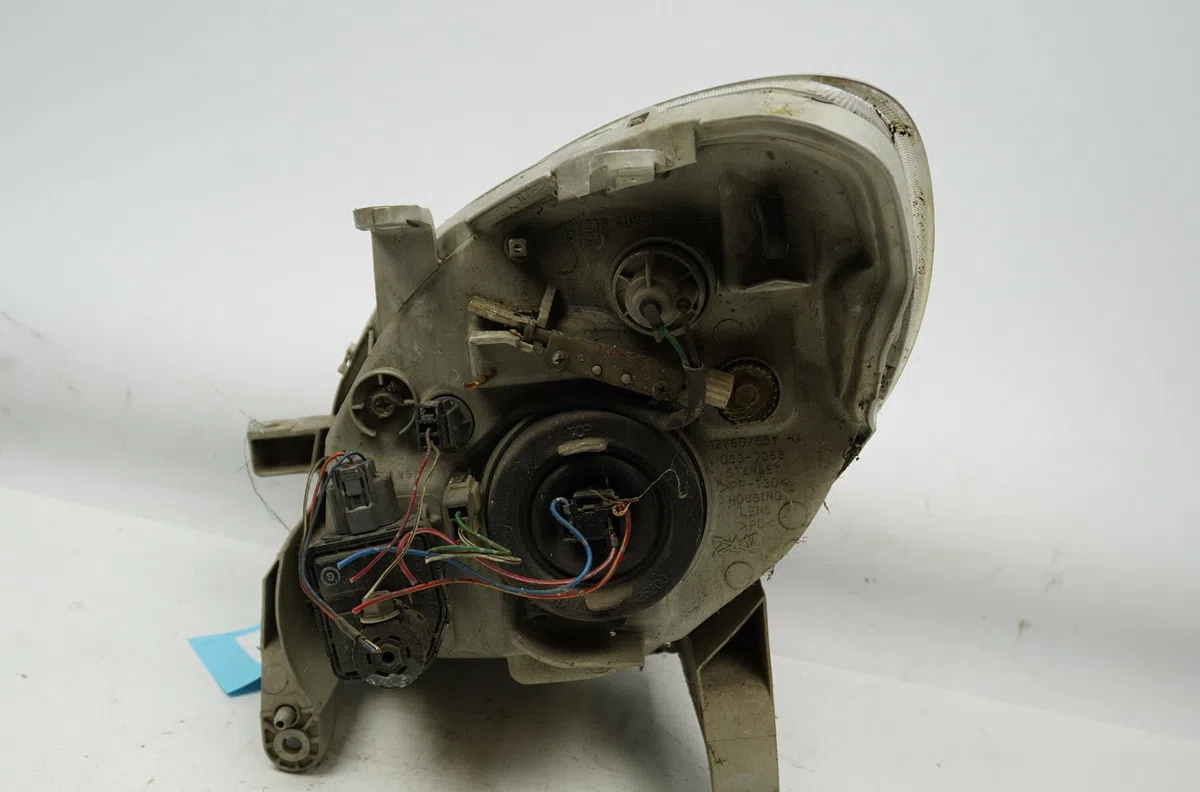 Phare droit Daihatsu SIRION (M1) 1.0 i 4wd (1999-2000) occasion
