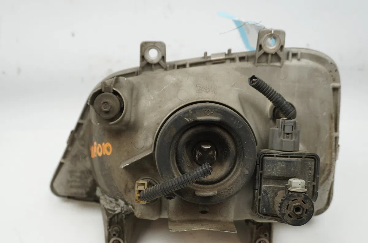 Phare droit Daihatsu TERIOS (J1_) 1.3 4wd (j100) (1997-2000) 5 portes occasion