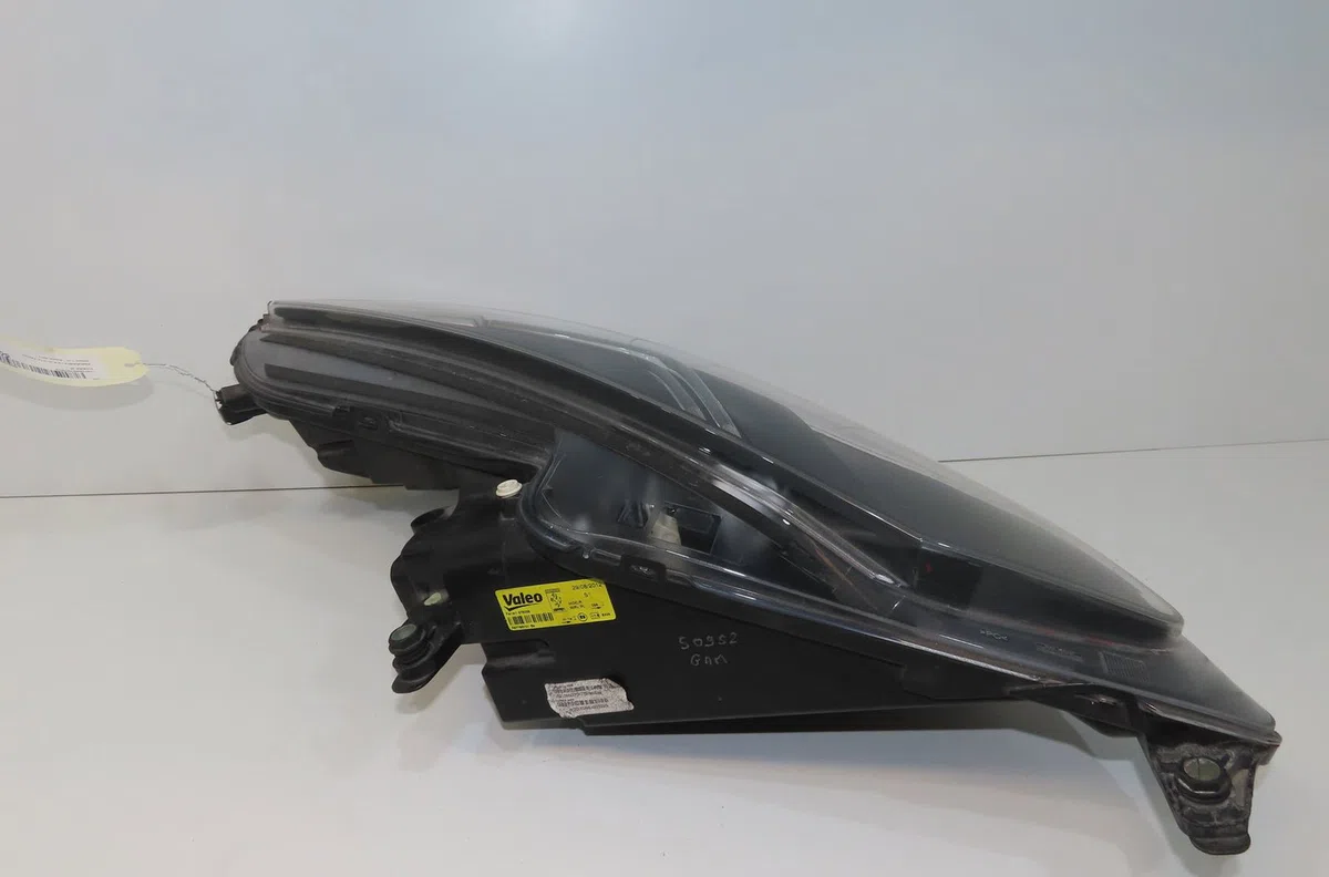 Phare droit Ferrari F12 Berlinetta (F152) 6.3 (2012) occasion