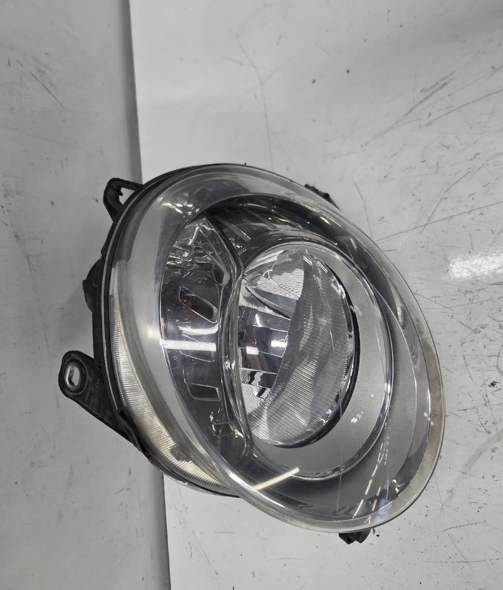 Phare droit FIAT 500 2 PHASE 1 occasion
