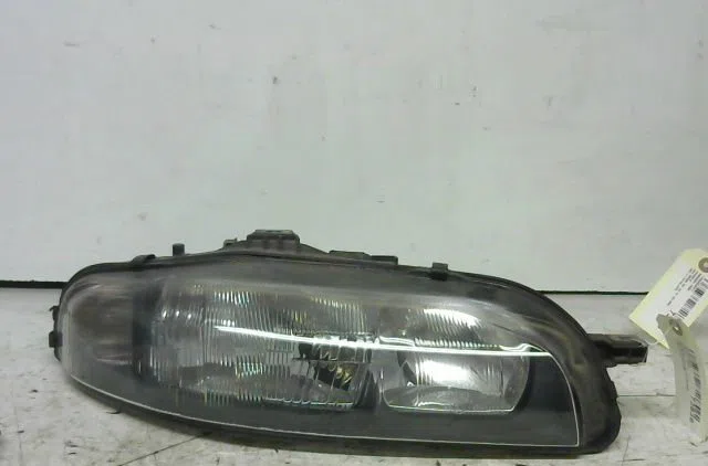 Phare droit Fiat BRAVA (182_) 1.6 16v (182.bb) (1996-2001) occasion