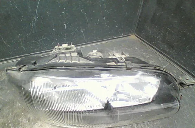 Phare droit Fiat BRAVO I (182_) 1.9 jtd (2000-2001) occasion