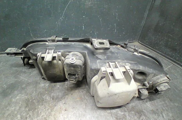 Phare droit Fiat BRAVO I (182_) 1.9 jtd (2000-2001) occasion