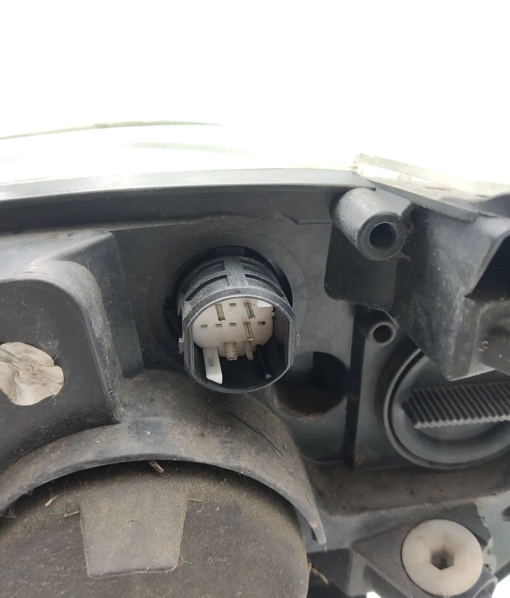 Phare droit Fiat BRAVO II (198_) 1.4 lpg (198axa1b) (2008-2014) occasion