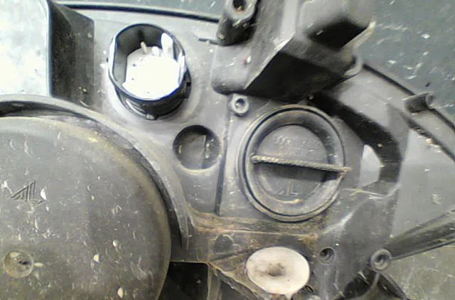 Phare droit Fiat BRAVO II (198_) 1.9 d multijet (198axb1a) (2007-2014) occasion