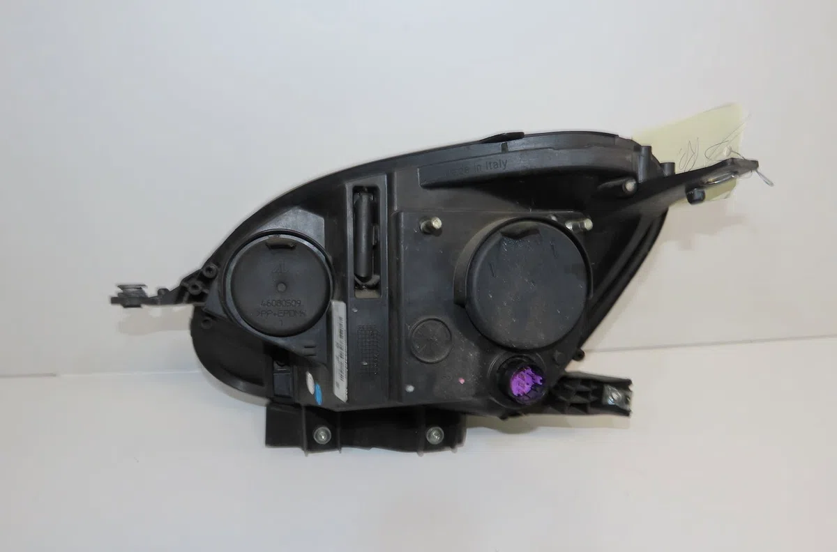 Phare droit Fiat PANDA (312_, 319_) 1.2 (312pxa1a) (2012) occasion