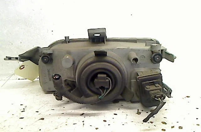 Phare droit Fiat PUNTO (176_) 1.2 16v (1997-1999) occasion