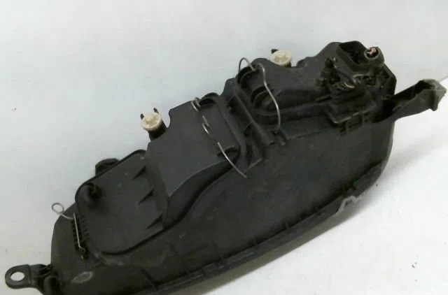 Phare droit Fiat PUNTO (188_) 1.2 16v 80 (188.233, .235, .253, .255, .333, .353, .639,... (1999-2006) occasion