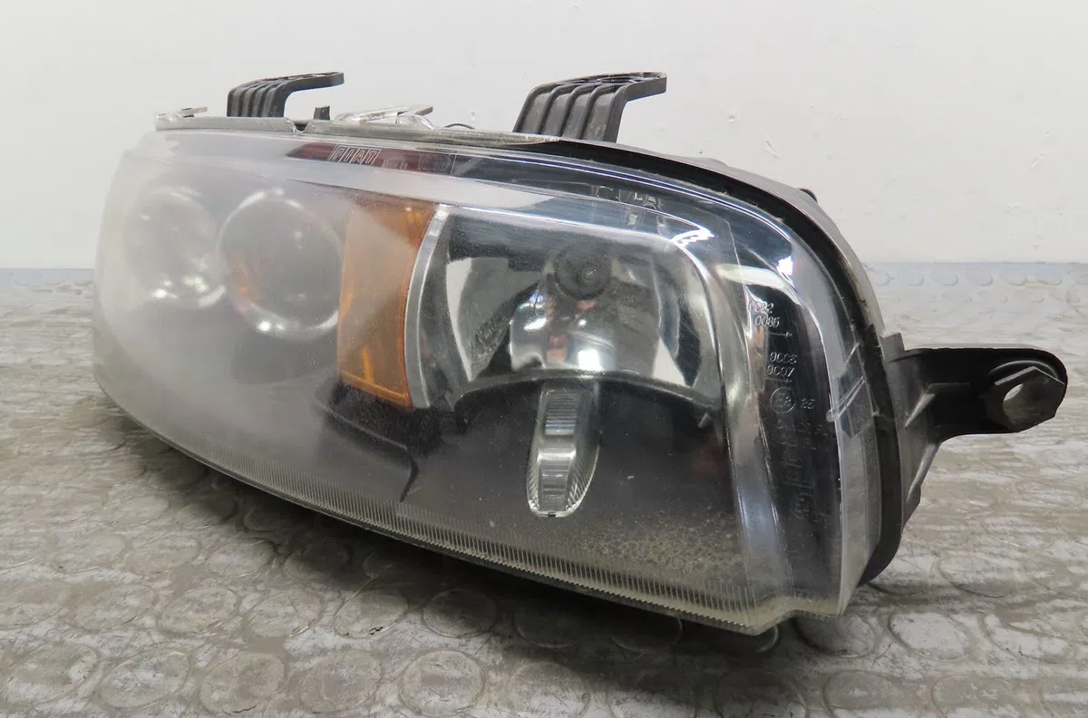 Phare droit Fiat PUNTO (188_) 1.9 jtd (2001-2012) occasion