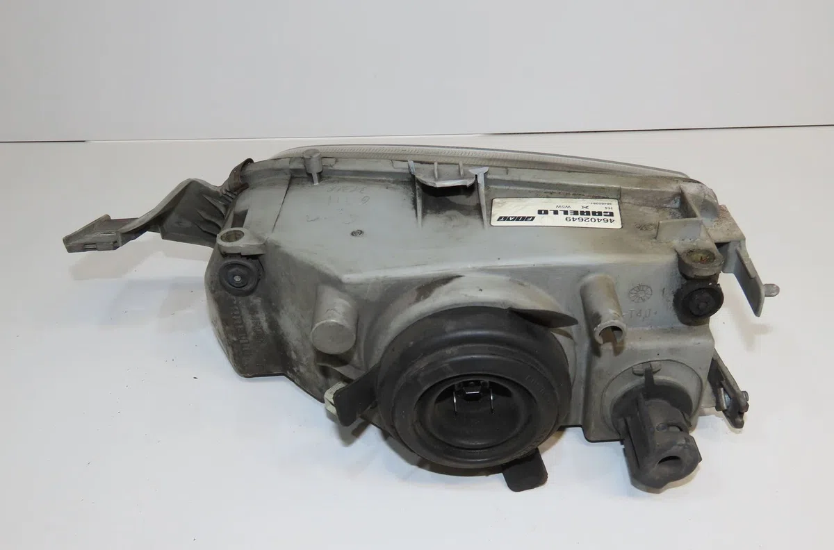 Phare droit FIAT PUNTO I 1995 occasion