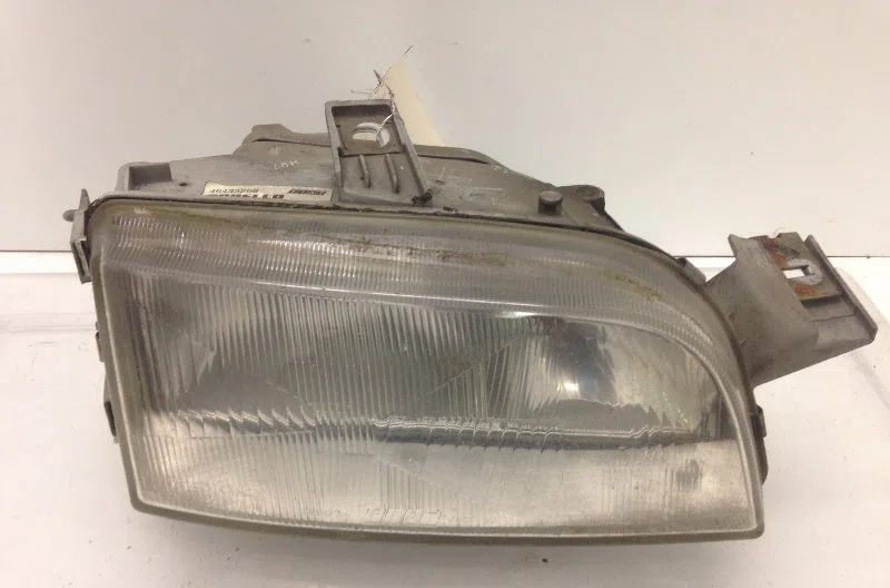 Phare droit FIAT PUNTO I 1995 occasion