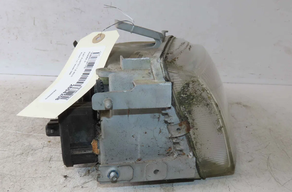 Phare droit FIAT PUNTO I occasion