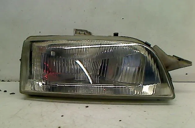 Phare droit FIAT PUNTO I occasion