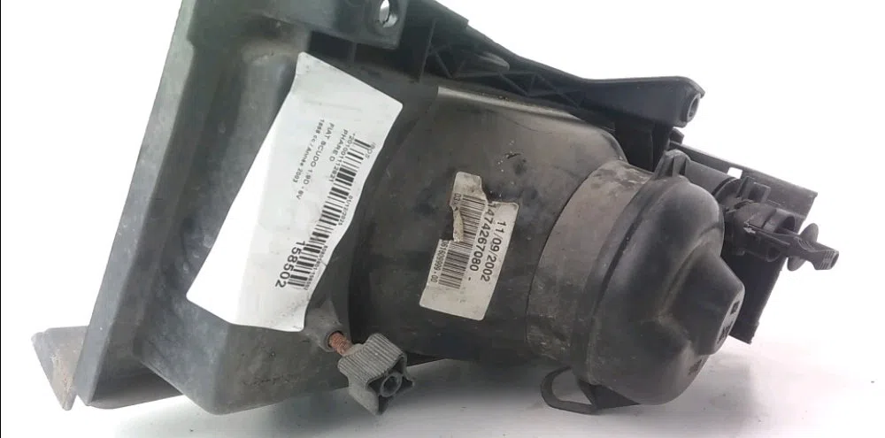 Phare droit Fiat SCUDO Camionnette (220_) 1.9 d (1996-2006) occasion