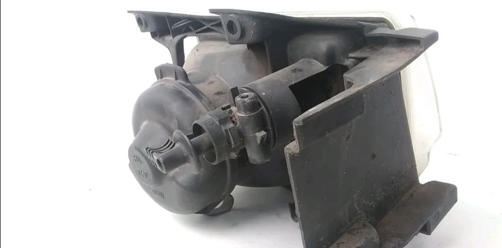 Phare droit Fiat SCUDO Camionnette (220_) 1.9 d (1996-2006) occasion