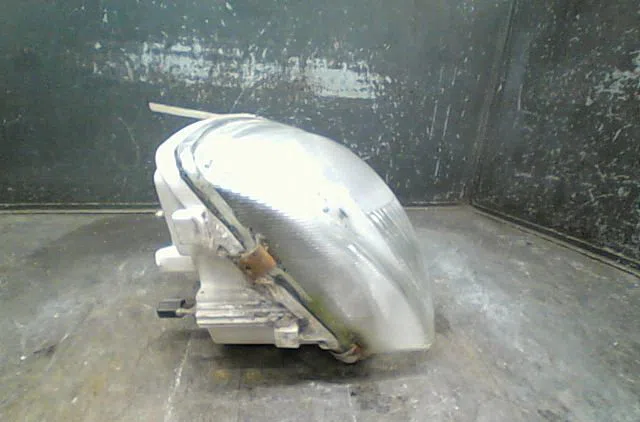 Phare droit Fiat SEICENTO - 600 (187_) 1.1 (187axb, 187axb1a, 187axc1a02) (1998-2010) occasion