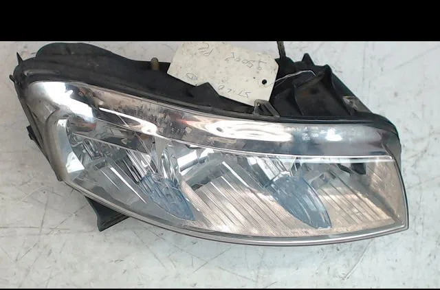 Phare droit Fiat STILO (192_) 1.8 16v (192axc1a, 192bxc1a) (2001-2007) occasion