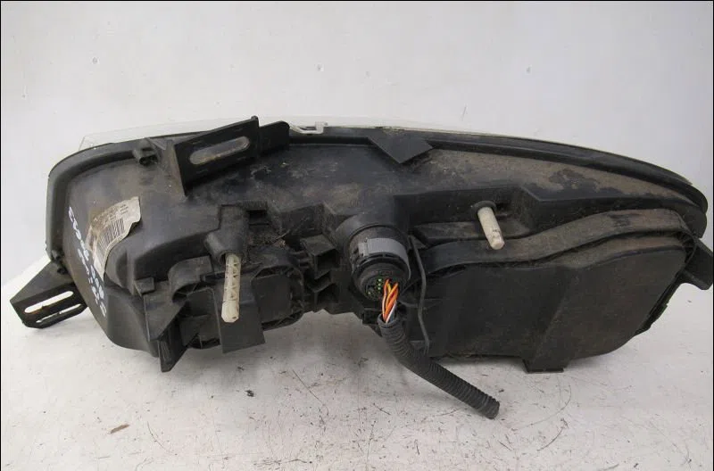 Phare droit Fiat STILO (192_) 1.9 jtd (192_xf1a) (2002-2006) occasion